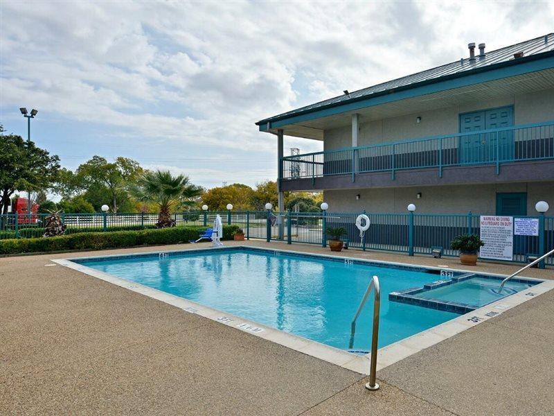 Americas Best Value Inn Fort Worth Eksteriør bilde